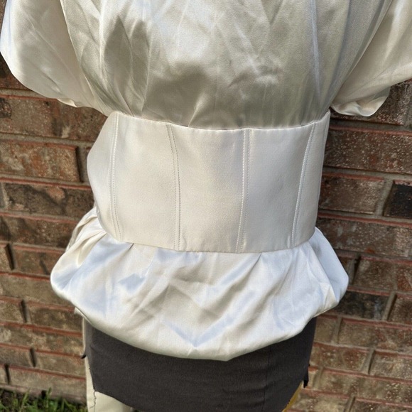 Leal Daccarett Women's Shirt Size 10 Ivory Silk Tie Waist Designer Short Sleeve - Picture 5 of 9